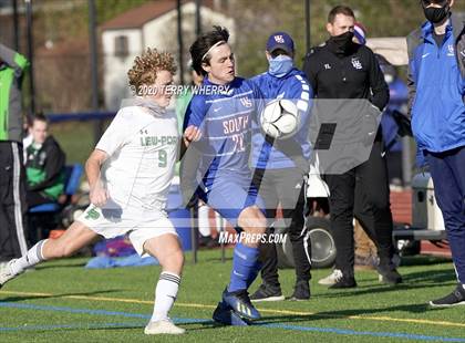 Thumbnail 3 in Lewiston-Porter @ Williamsville South (NYSPHSAA Section VI Class A-2 Final) photogallery.