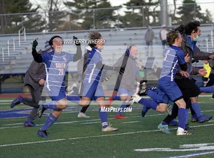 Thumbnail 3 in Lewiston-Porter @ Williamsville South (NYSPHSAA Section VI Class A-2 Final) photogallery.
