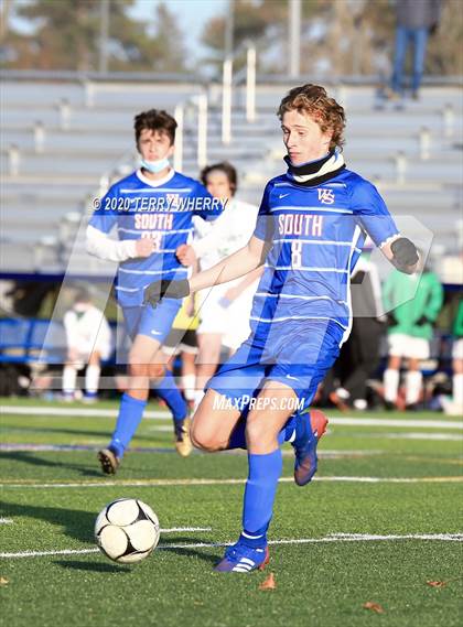 Thumbnail 3 in Lewiston-Porter @ Williamsville South (NYSPHSAA Section VI Class A-2 Final) photogallery.