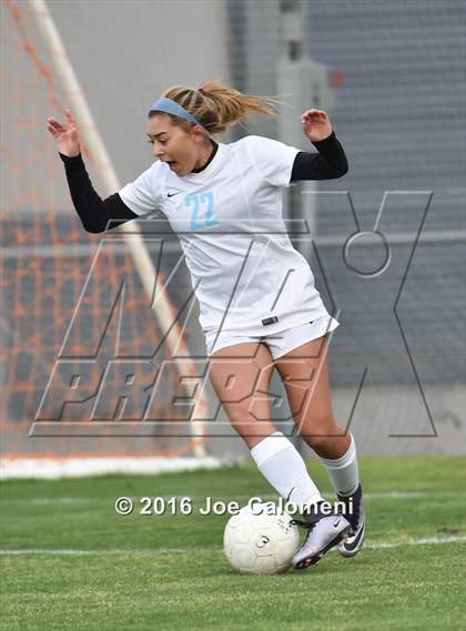 Thumbnail 2 in Johnson [Claudia Taylor] vs Brandeis (6A Region 4 Bi-District) photogallery.