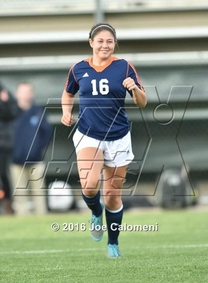 Thumbnail 3 in Johnson [Claudia Taylor] vs Brandeis (6A Region 4 Bi-District) photogallery.
