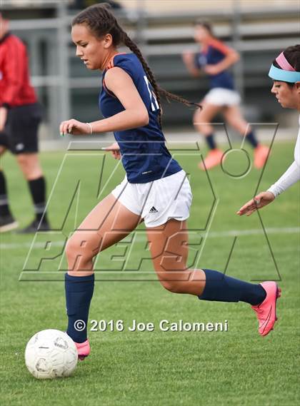 Thumbnail 2 in Johnson [Claudia Taylor] vs Brandeis (6A Region 4 Bi-District) photogallery.
