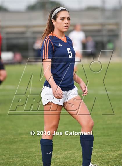 Thumbnail 2 in Johnson [Claudia Taylor] vs Brandeis (6A Region 4 Bi-District) photogallery.