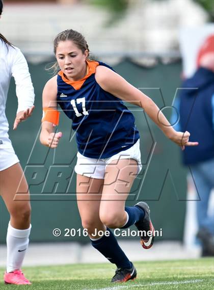 Thumbnail 2 in Johnson [Claudia Taylor] vs Brandeis (6A Region 4 Bi-District) photogallery.