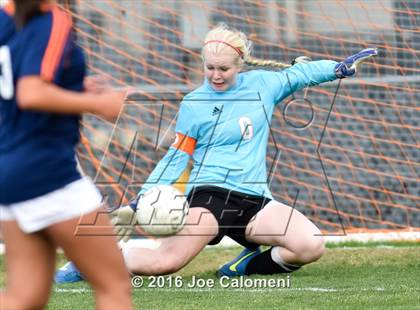 Thumbnail 2 in Johnson [Claudia Taylor] vs Brandeis (6A Region 4 Bi-District) photogallery.