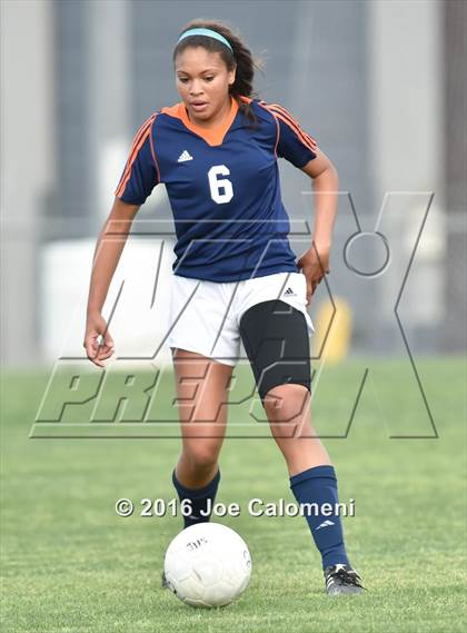 Thumbnail 2 in Johnson [Claudia Taylor] vs Brandeis (6A Region 4 Bi-District) photogallery.