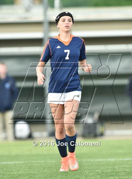 Thumbnail 2 in Johnson [Claudia Taylor] vs Brandeis (6A Region 4 Bi-District) photogallery.