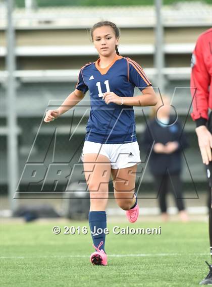 Thumbnail 2 in Johnson [Claudia Taylor] vs Brandeis (6A Region 4 Bi-District) photogallery.