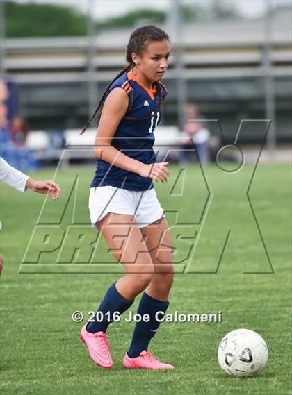 Thumbnail 1 in Johnson [Claudia Taylor] vs Brandeis (6A Region 4 Bi-District) photogallery.