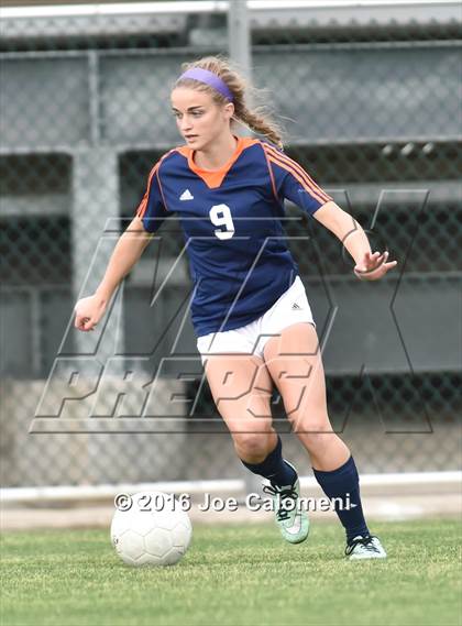 Thumbnail 1 in Johnson [Claudia Taylor] vs Brandeis (6A Region 4 Bi-District) photogallery.