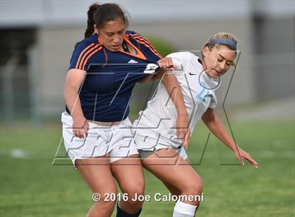 Thumbnail 2 in Johnson [Claudia Taylor] vs Brandeis (6A Region 4 Bi-District) photogallery.