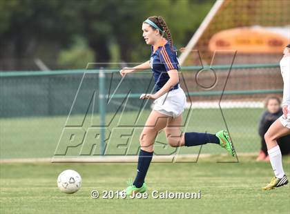 Thumbnail 2 in Johnson [Claudia Taylor] vs Brandeis (6A Region 4 Bi-District) photogallery.