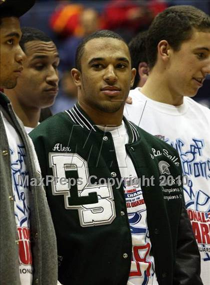 Thumbnail 2 in De La Salle Ceremony (Tour of Champions) photogallery.