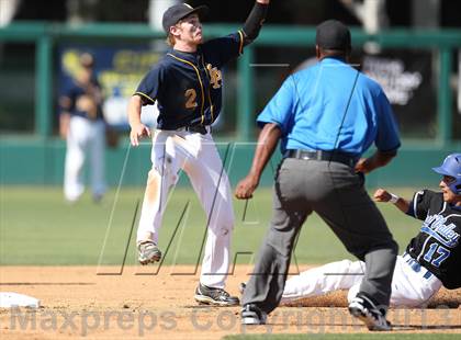 Thumbnail 3 in East Valley vs. LACES (CIF LA City Section D3 Final) photogallery.