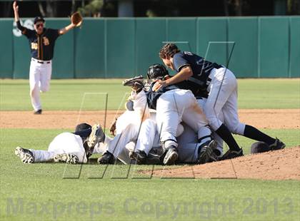 Thumbnail 3 in East Valley vs. LACES (CIF LA City Section D3 Final) photogallery.
