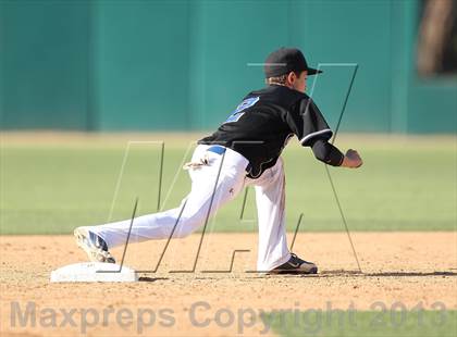 Thumbnail 1 in East Valley vs. LACES (CIF LA City Section D3 Final) photogallery.