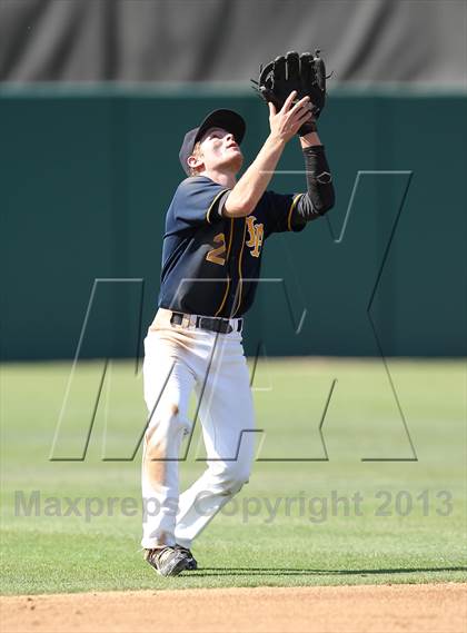 Thumbnail 3 in East Valley vs. LACES (CIF LA City Section D3 Final) photogallery.