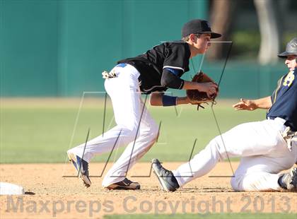 Thumbnail 3 in East Valley vs. LACES (CIF LA City Section D3 Final) photogallery.