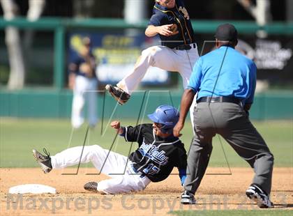 Thumbnail 2 in East Valley vs. LACES (CIF LA City Section D3 Final) photogallery.