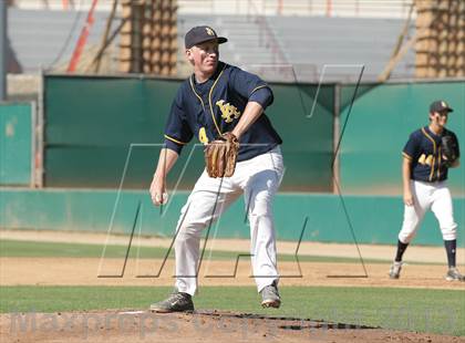 Thumbnail 2 in East Valley vs. LACES (CIF LA City Section D3 Final) photogallery.