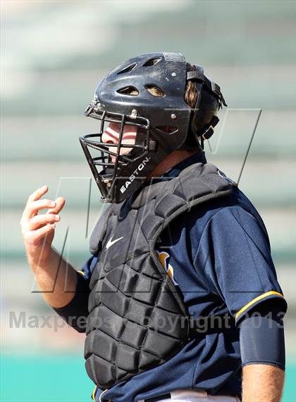 Thumbnail 2 in East Valley vs. LACES (CIF LA City Section D3 Final) photogallery.