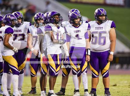 Thumbnail 1 in Lemoore @ Clovis West photogallery.
