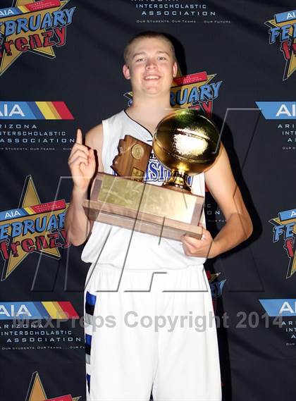 Thumbnail 3 in Valley Christian (AIA D3 Final Award Photos) photogallery.