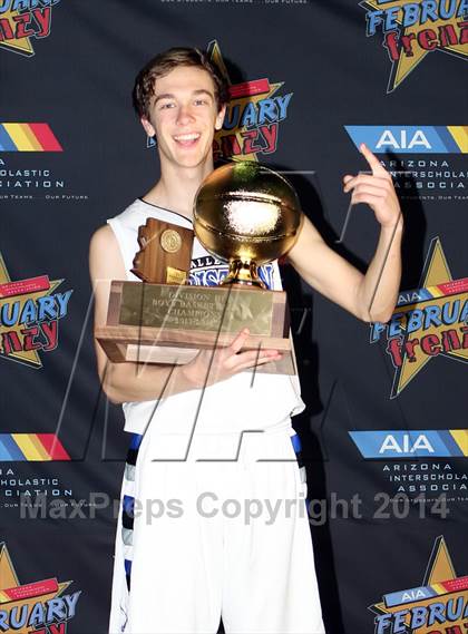 Thumbnail 3 in Valley Christian (AIA D3 Final Award Photos) photogallery.