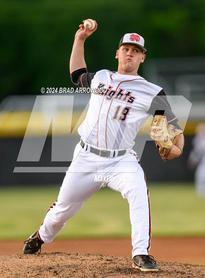 Thumbnail 1 in Ledford @ North Davidson photogallery.