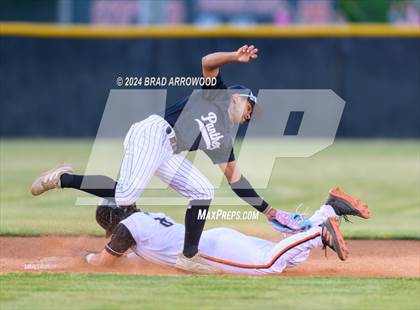 Thumbnail 2 in Ledford @ North Davidson photogallery.