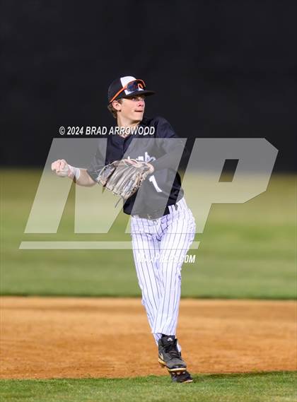Thumbnail 3 in Ledford @ North Davidson photogallery.