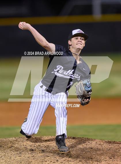 Thumbnail 3 in Ledford @ North Davidson photogallery.