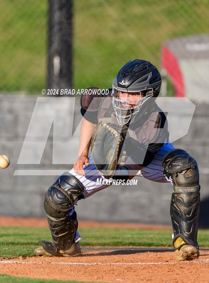 Thumbnail 3 in Ledford @ North Davidson photogallery.