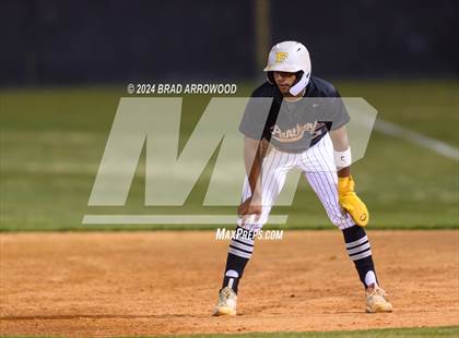 Thumbnail 1 in Ledford @ North Davidson photogallery.