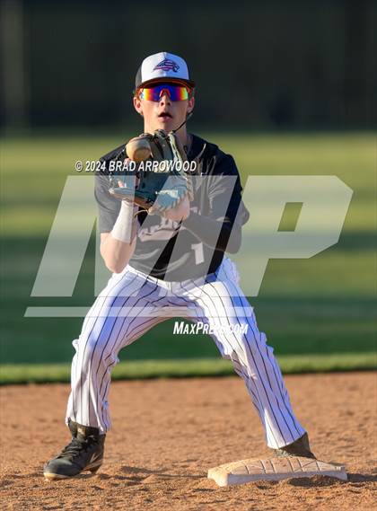 Thumbnail 3 in Ledford @ North Davidson photogallery.