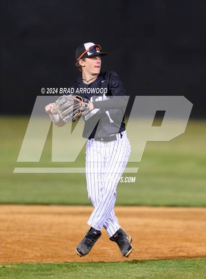 Thumbnail 2 in Ledford @ North Davidson photogallery.