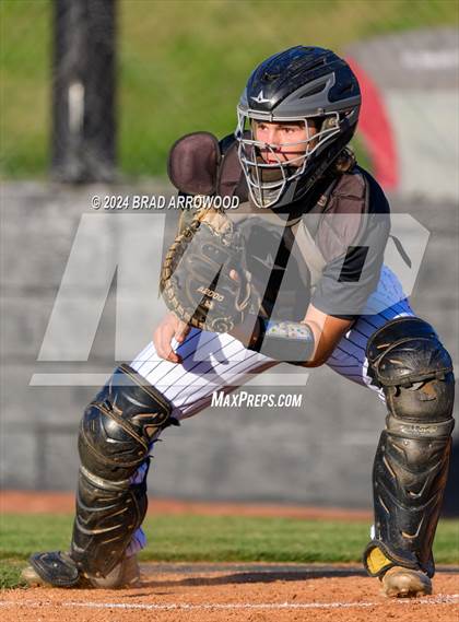 Thumbnail 2 in Ledford @ North Davidson photogallery.