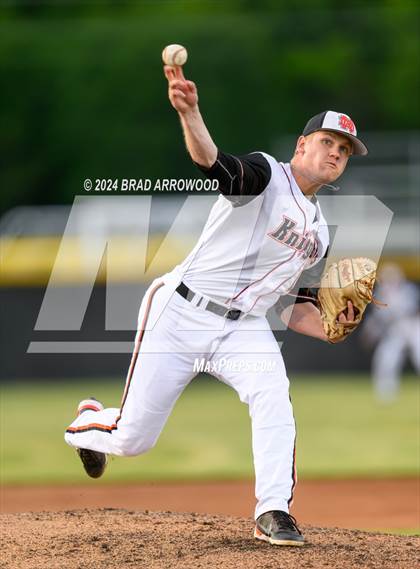 Thumbnail 2 in Ledford @ North Davidson photogallery.