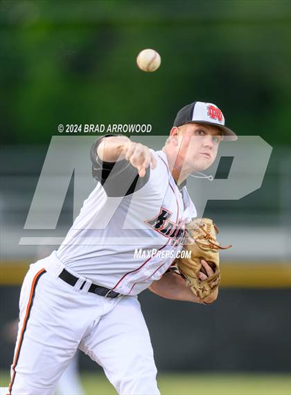 Thumbnail 2 in Ledford @ North Davidson photogallery.
