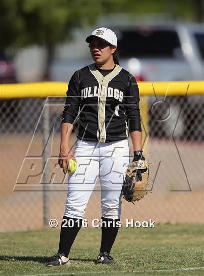 Thumbnail 3 in Douglas @ Sahuarita photogallery.