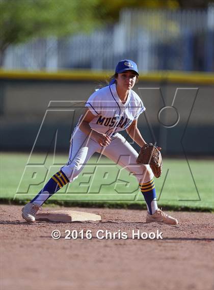 Thumbnail 3 in Douglas @ Sahuarita photogallery.
