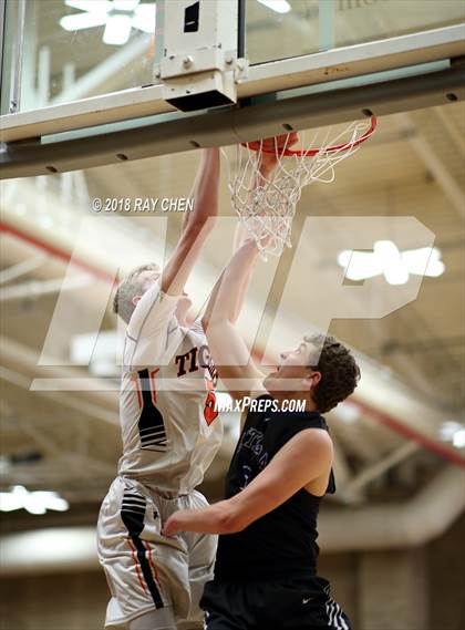 Thumbnail 2 in Lutheran vs. Sterling (CHSAA 3A Semifinal) photogallery.