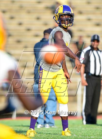 Thumbnail 2 in La Marque vs Ball photogallery.