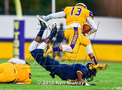 Thumbnail 3 in La Marque vs Ball photogallery.