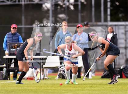 Thumbnail 3 in St. Ignatius vs. Archbishop Mitty photogallery.