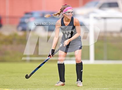 Thumbnail 3 in St. Ignatius vs. Archbishop Mitty photogallery.