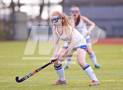 Thumbnail 1 in St. Ignatius vs. Archbishop Mitty photogallery.