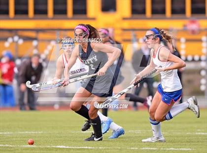 Thumbnail 1 in St. Ignatius vs. Archbishop Mitty photogallery.