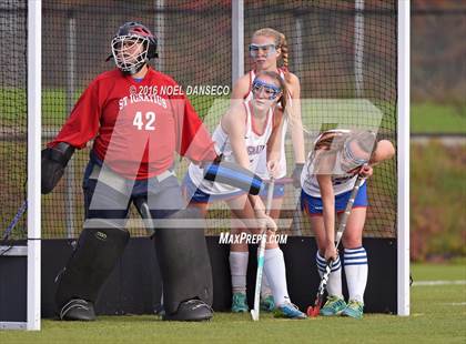 Thumbnail 3 in St. Ignatius vs. Archbishop Mitty photogallery.