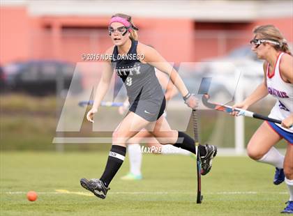 Thumbnail 1 in St. Ignatius vs. Archbishop Mitty photogallery.